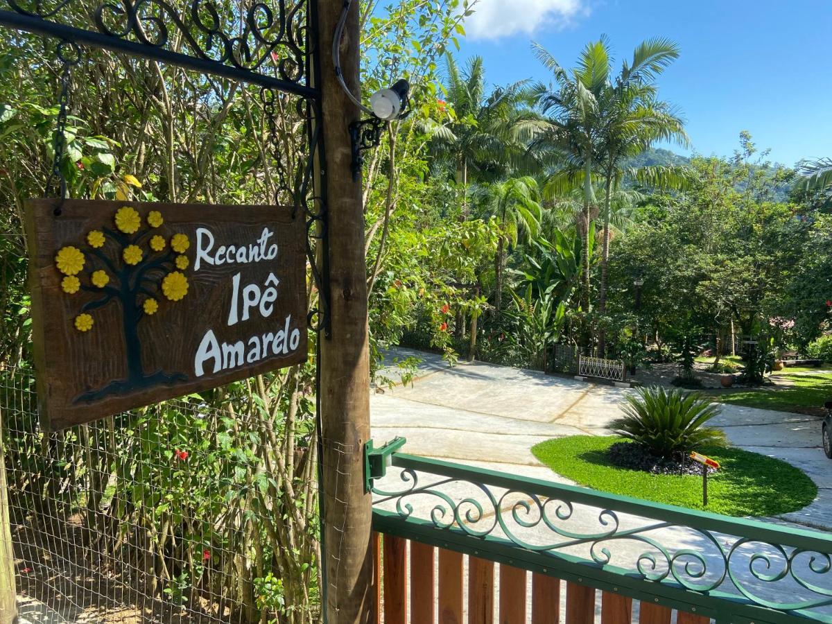 Bed & Breakfast Recanto Ipe Amarelo *