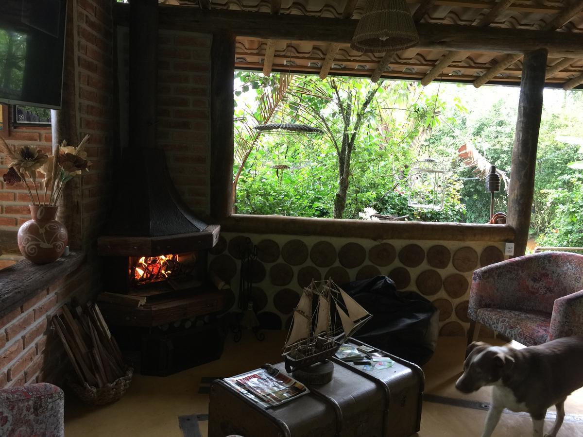 Bed & Breakfast Recanto Ipe Amarelo *